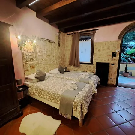 Monolocale Elvira Abbadesse Guest House M3-M5 Zara-2